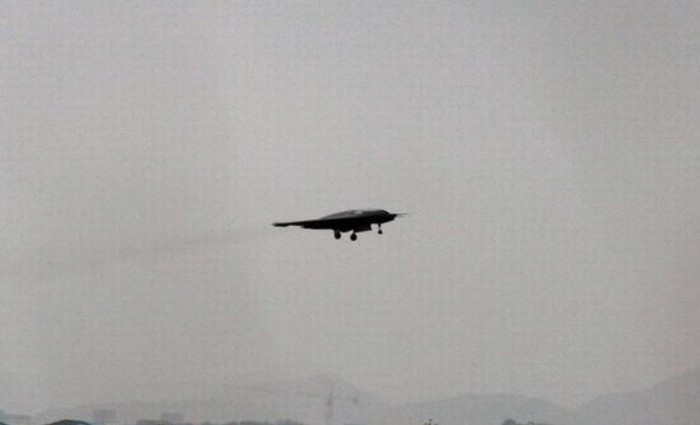 Máy bay chiến đấu không người lái tàng hình Lợi Kiếm của Trung Quốc được cho là đã bay thử lần đầu tiên.